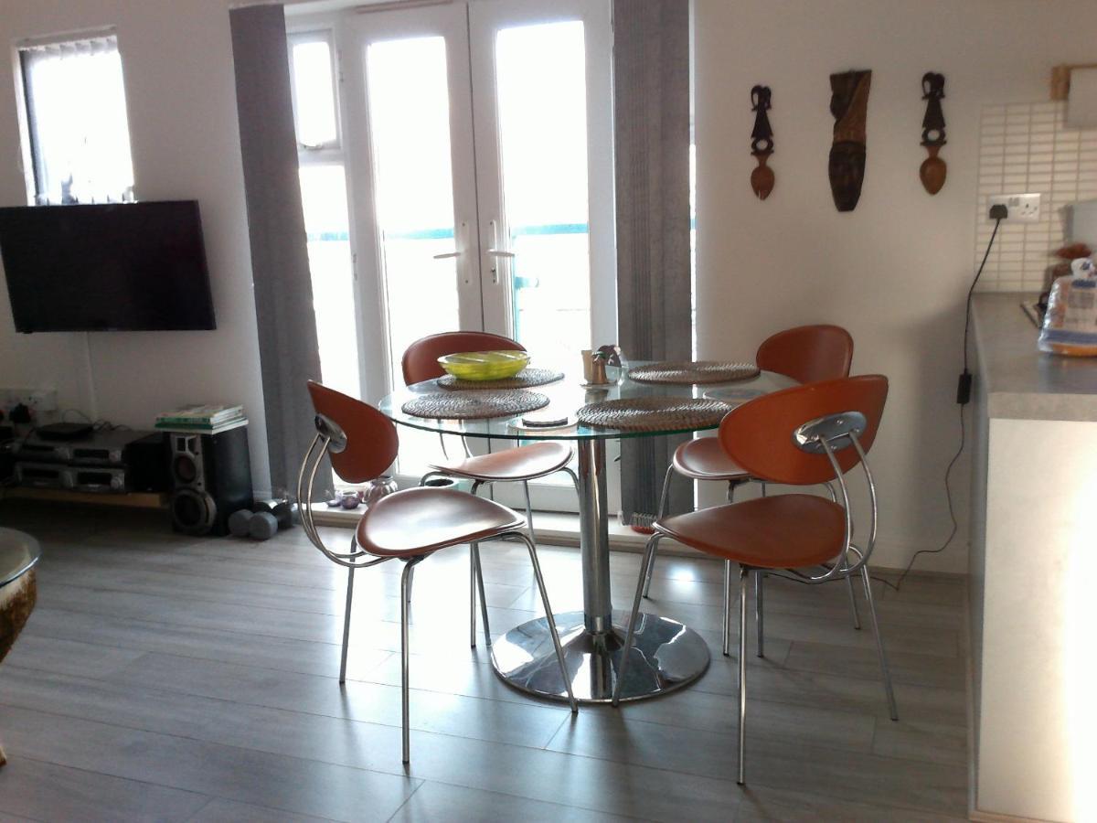 Two Bedroom London Luxury Apartment 外观 照片